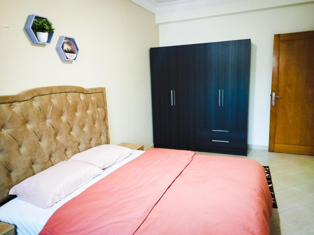 Fantastique Appartement Nouveau Meuble Avec Wifi & Netflix A Proximite Du Marjane Tangier Exterior photo